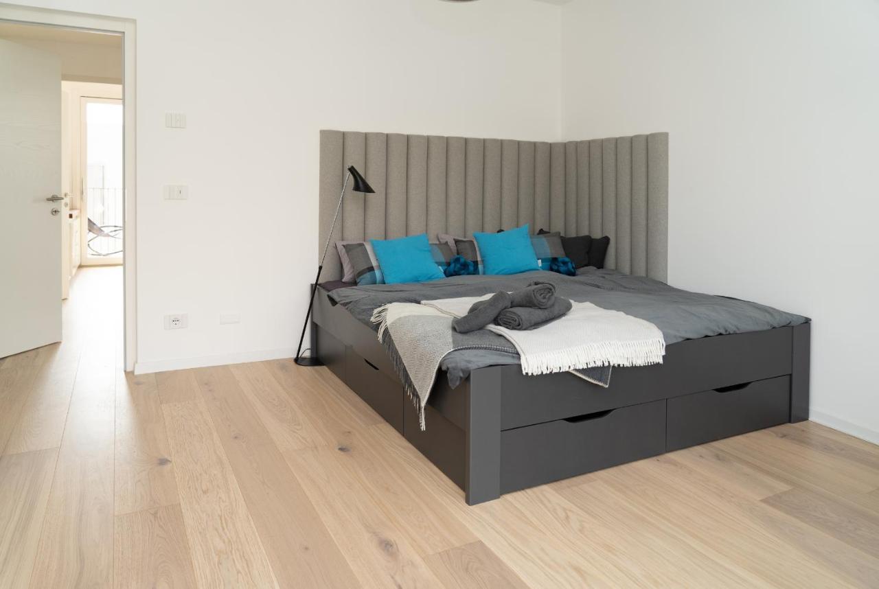 Serviced Apartments By Hotel De Charme Laveno Luaran gambar
