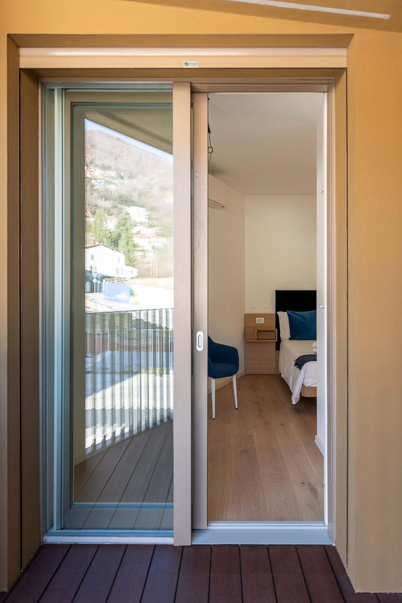 Serviced Apartments By Hotel De Charme Laveno Luaran gambar