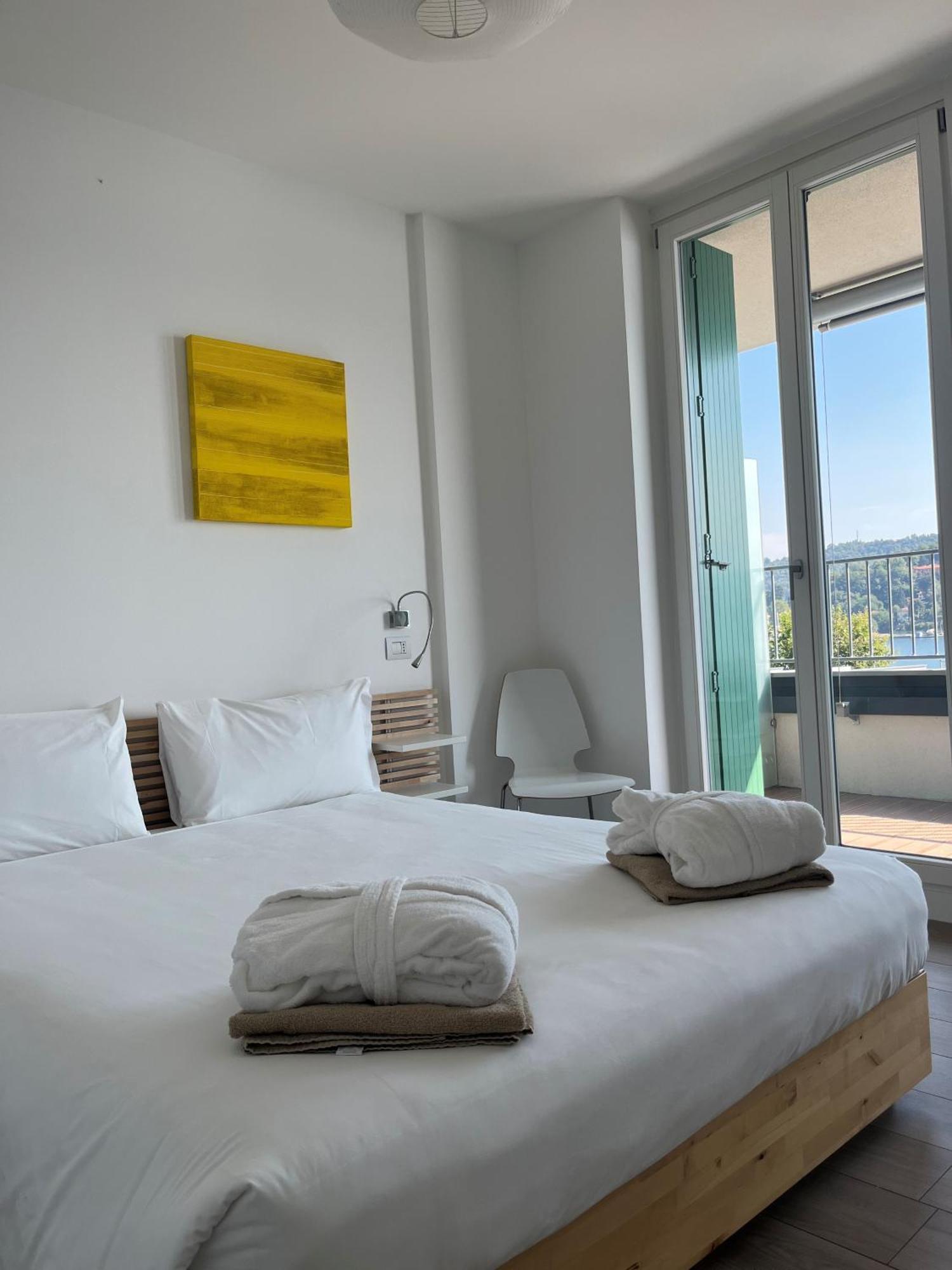 Serviced Apartments By Hotel De Charme Laveno Luaran gambar