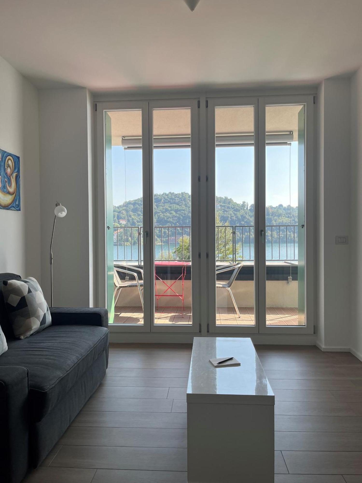 Serviced Apartments By Hotel De Charme Laveno Luaran gambar