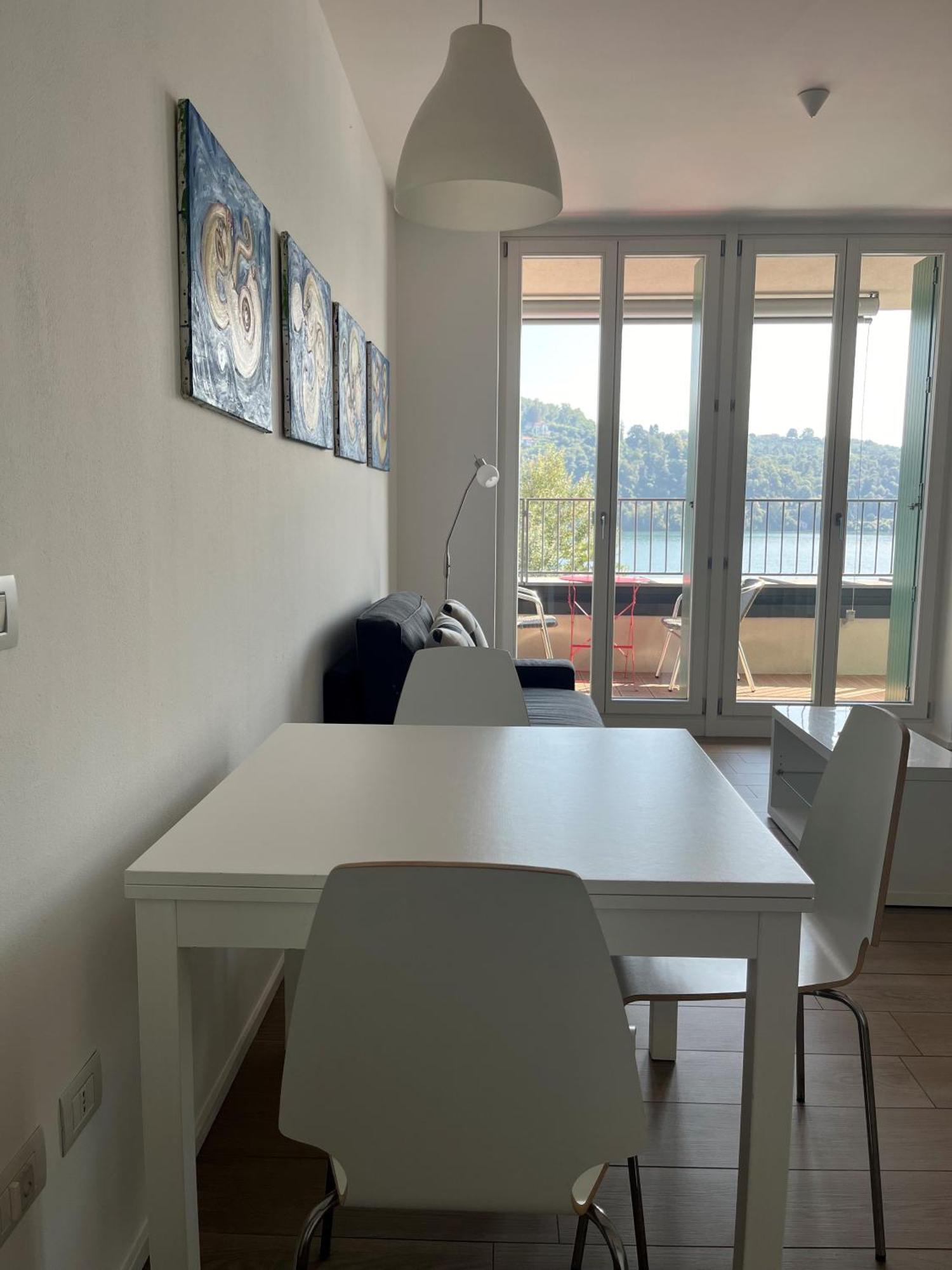Serviced Apartments By Hotel De Charme Laveno Luaran gambar